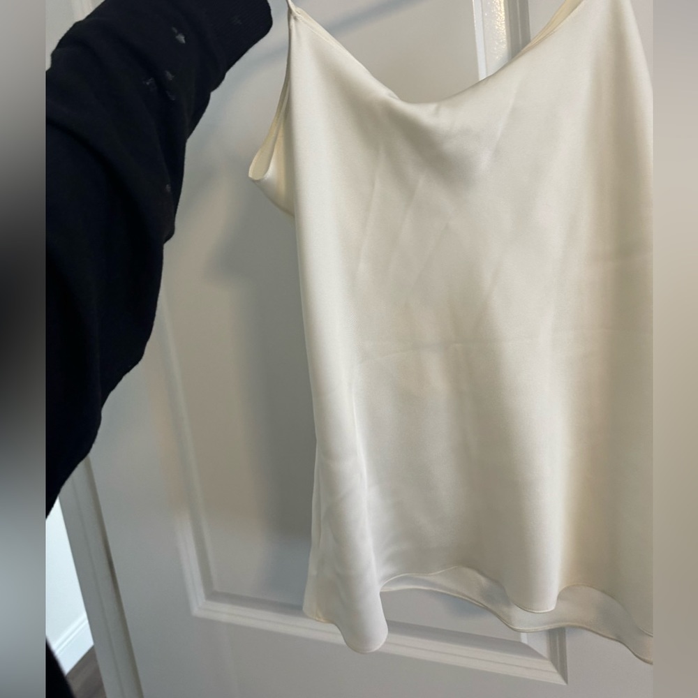 Theory Ivory Silk Camisole - NWT- size L - Picture 4 of 4